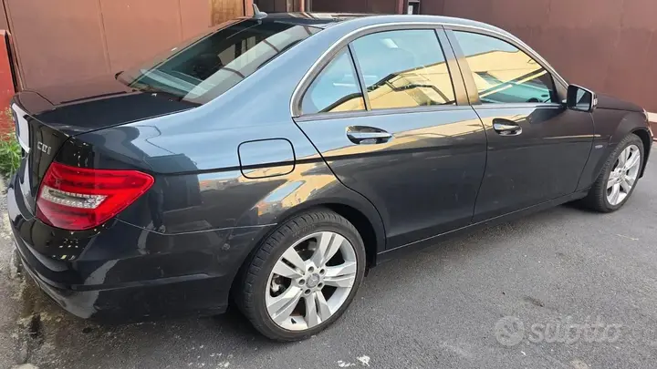 Mercedes-Benz C 220 2012 photo 5
