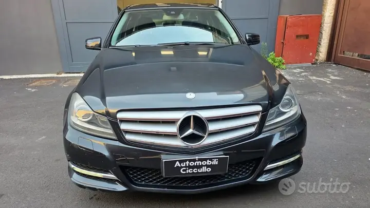 Mercedes-Benz C 220