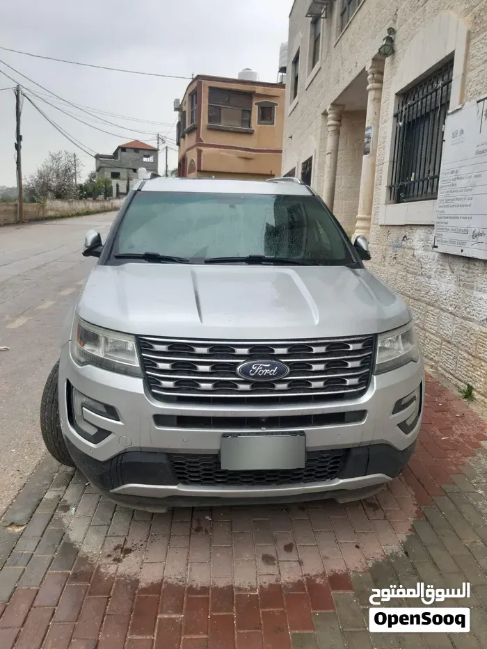 Ford Explorer 2010 photo 5