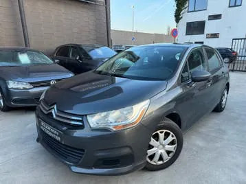 Citroen C4 2011 photo 2
