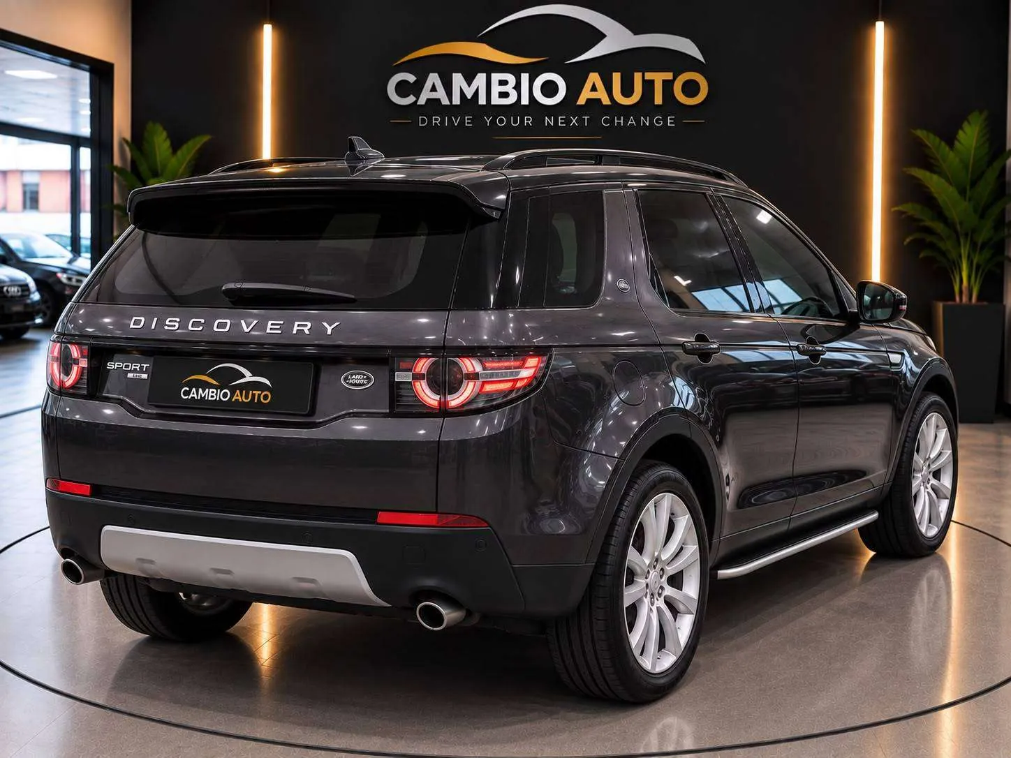 Land Rover Discovery Sport 2018 photo 4