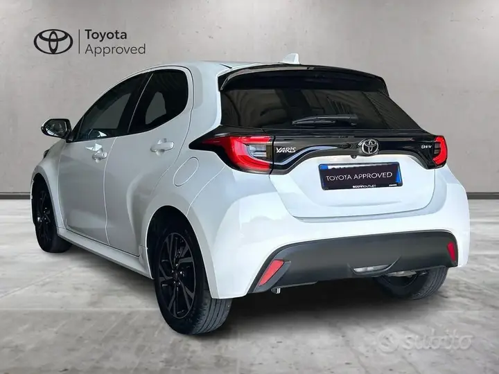 Toyota Yaris 2024 photo 5