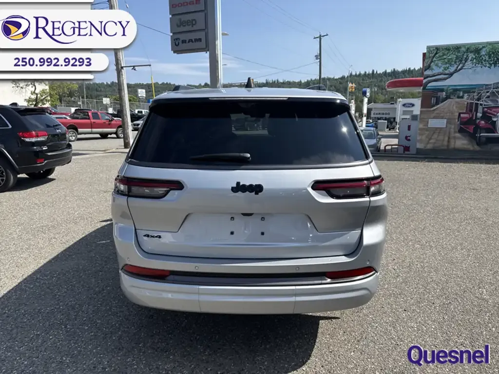 Jeep Grand Cherokee 2026 photo 5