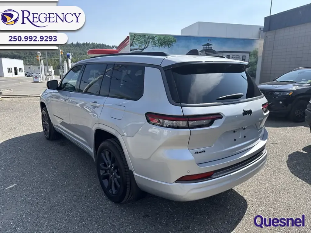 Jeep Grand Cherokee 2026 photo 4
