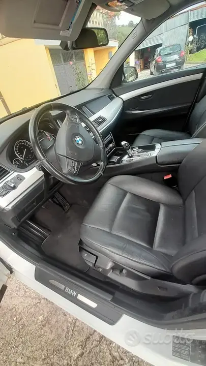 BMW 530 2010 photo 4