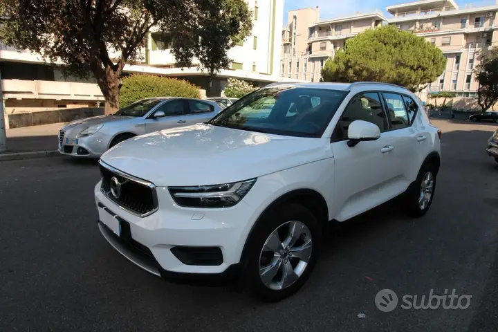 Volvo Xc40 2020 photo 2