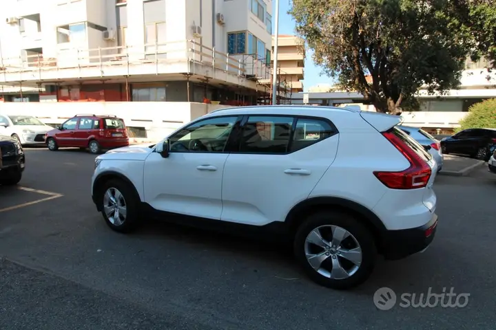 Volvo Xc40 2020 photo 4
