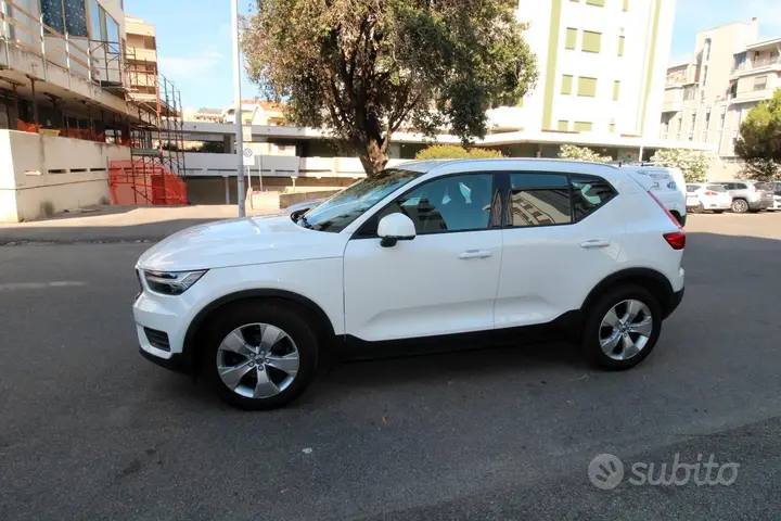 Volvo Xc40 2020 photo 3