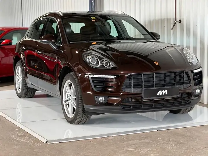 Porsche Macan S