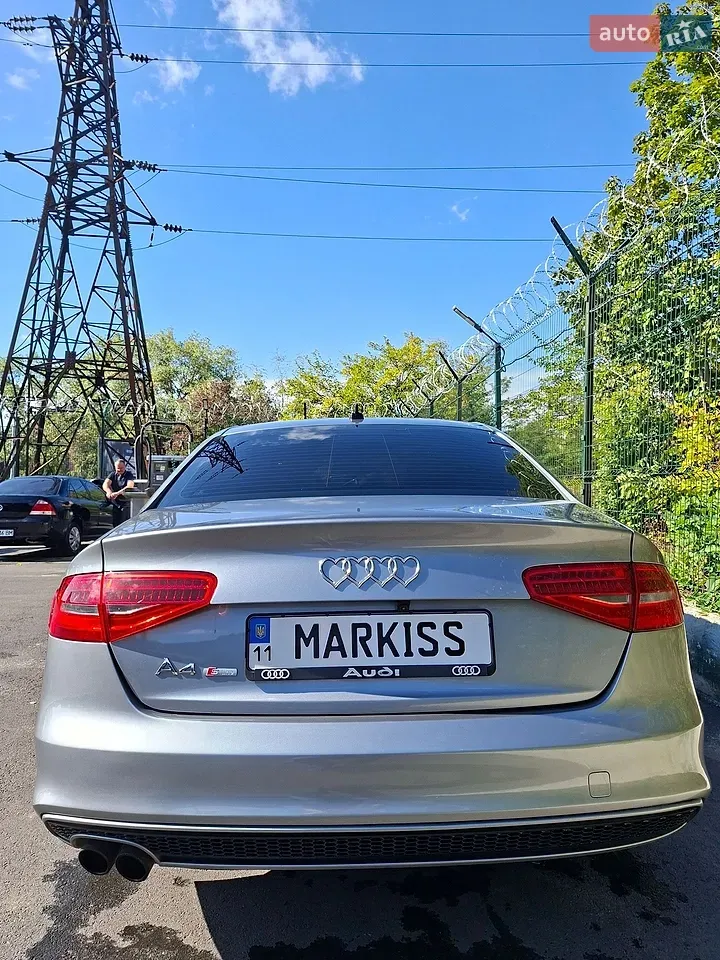 Audi A4 2015 photo 3