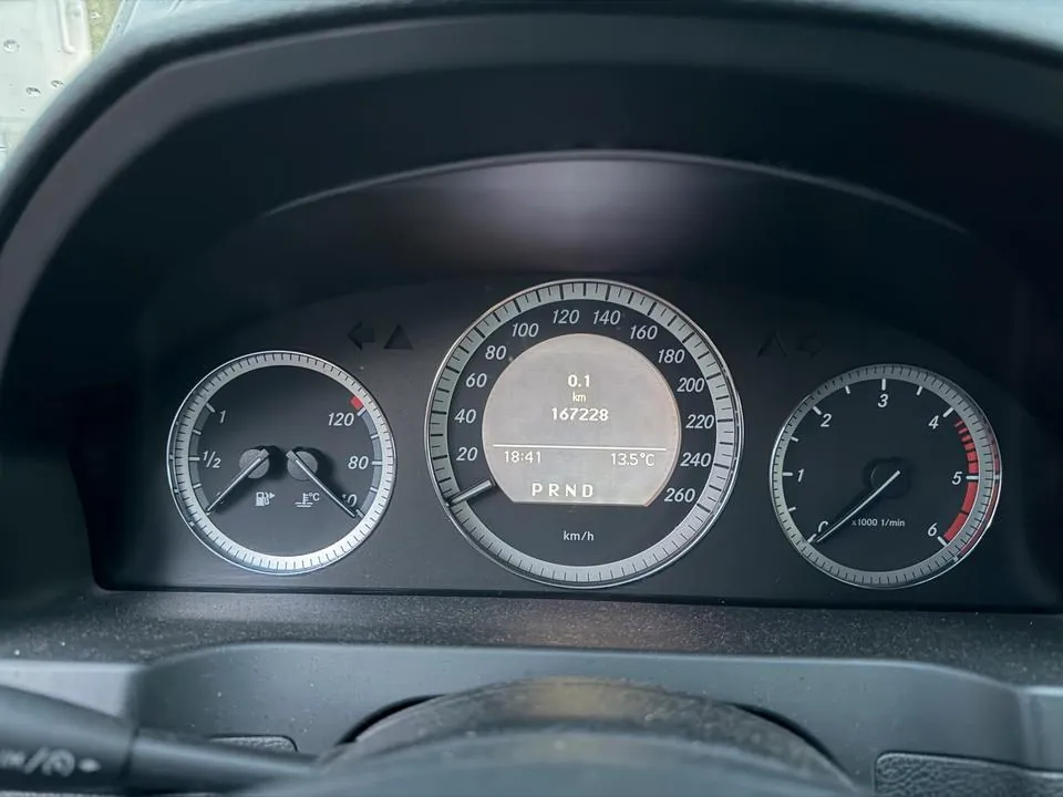 Mercedes-Benz W204