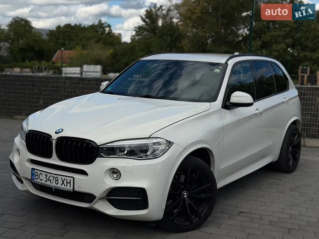 BMW X5 2014 photo 2