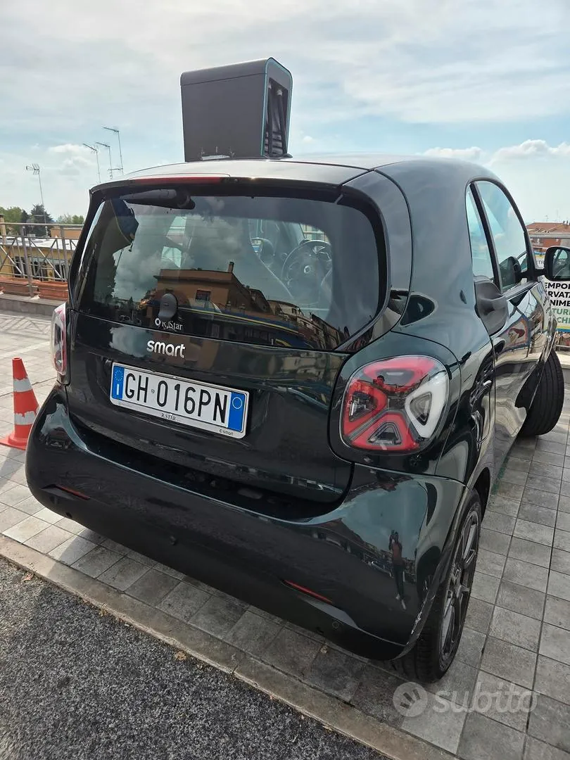 Smart Eq Fortwo 2021 photo 2