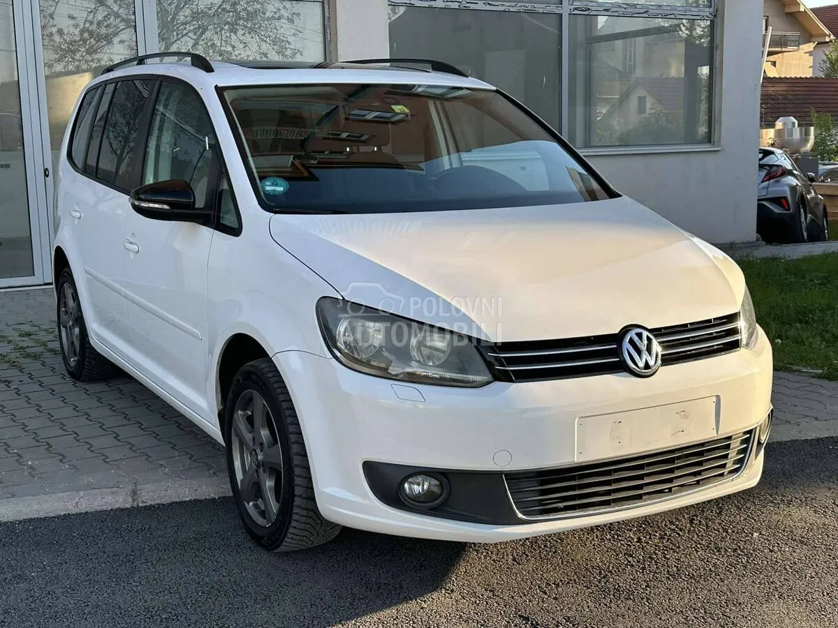 Volkswagen Touran 2010 photo 3
