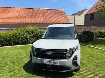 Ford Tourneo Courier 2025 photo 2
