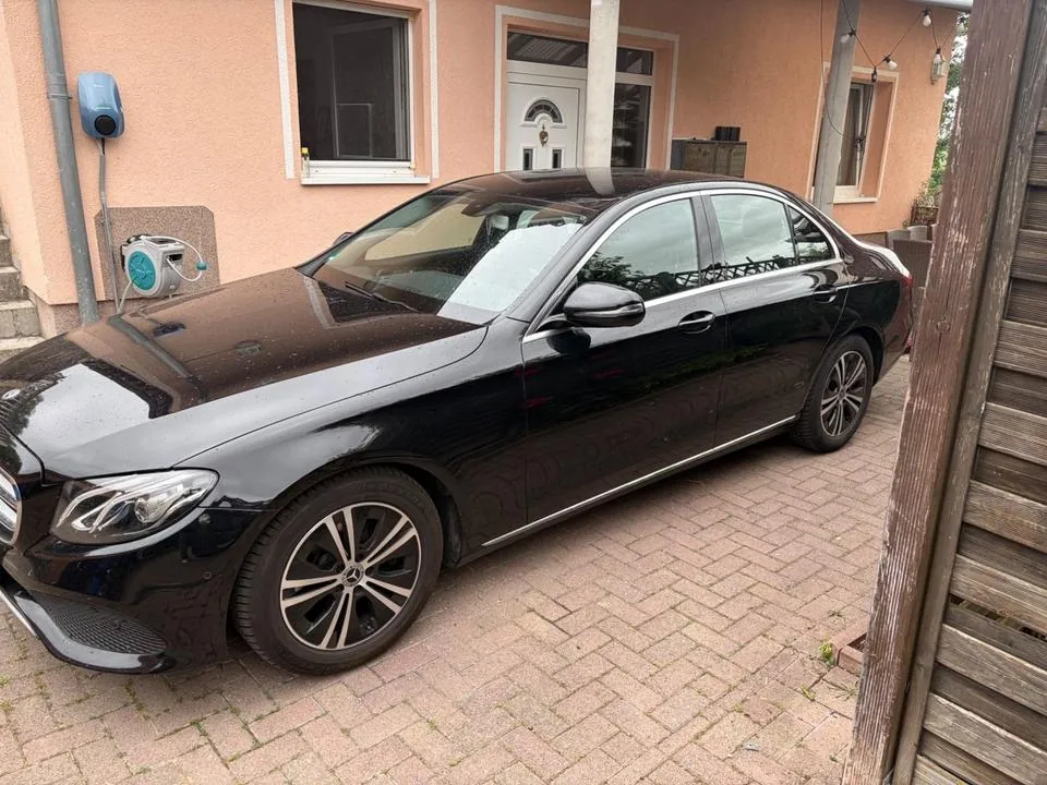 Mercedes-Benz E 250
