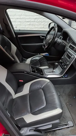 Volvo V70 2011 photo 5