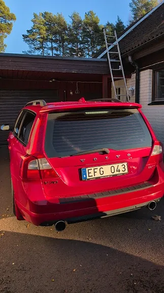 Volvo V70 2011 photo 2