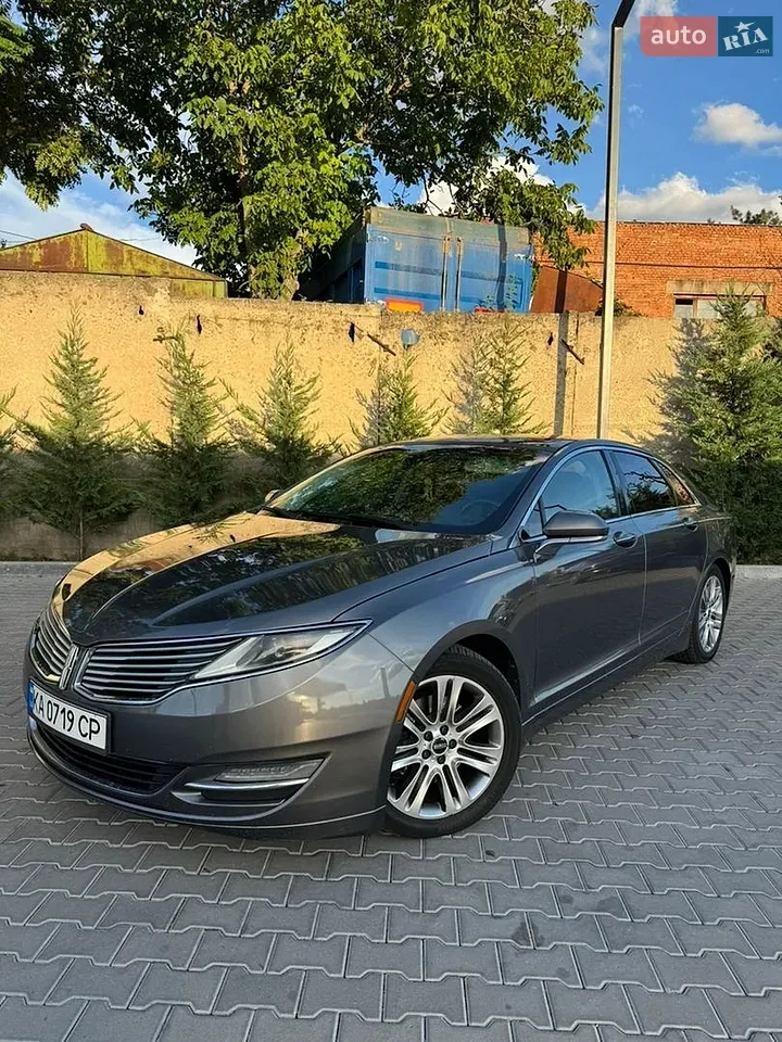 Lincoln Mkz