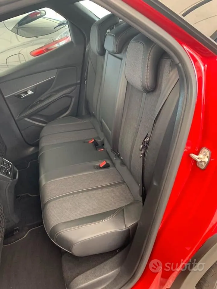 Peugeot 3008 2019 photo 5