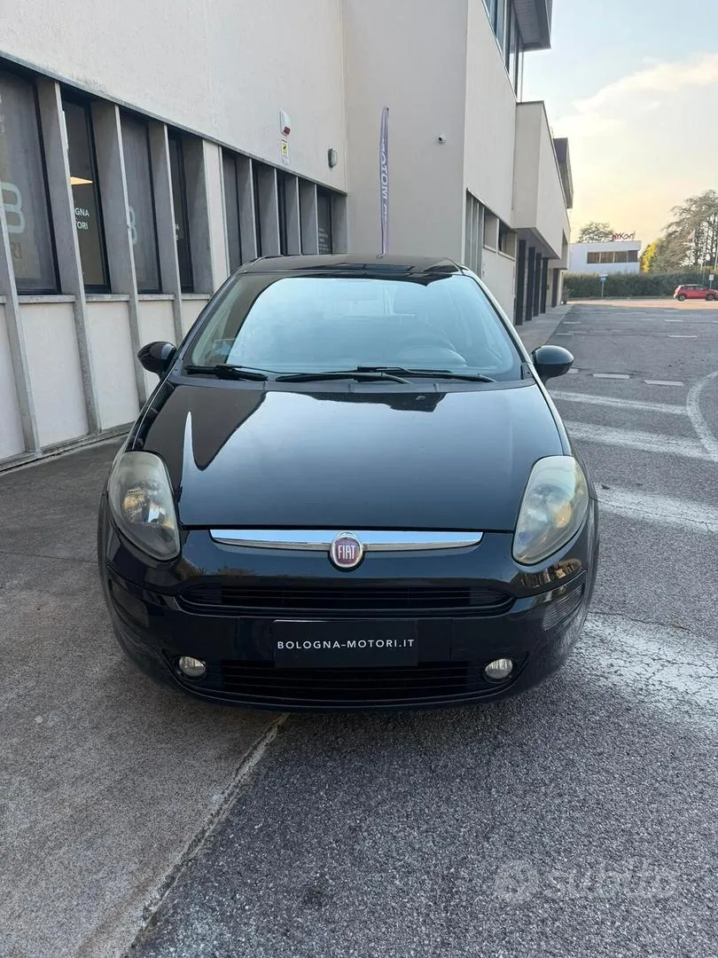 Fiat Punto Evo 2012 photo 4