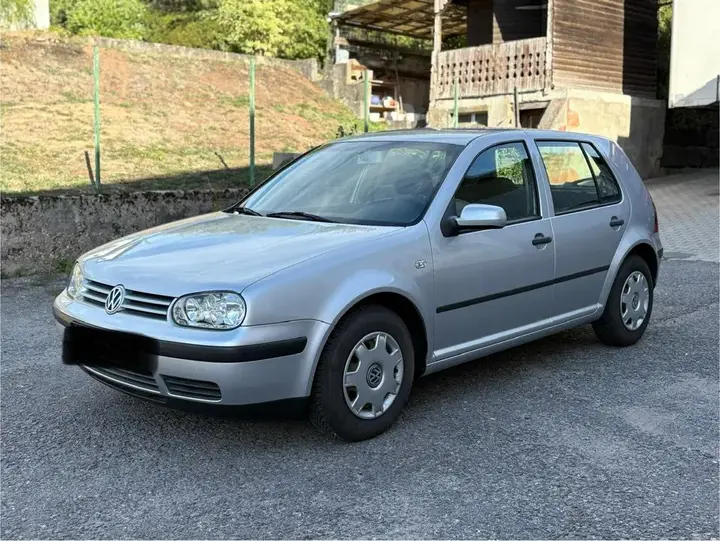 Volkswagen Golf 4