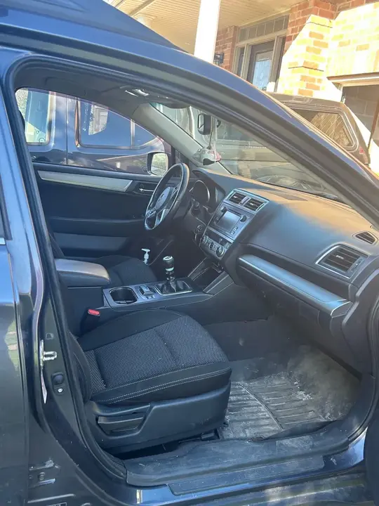 Subaru Outback 2016 photo 2