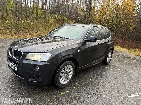 BMW X3 2012 photo 2