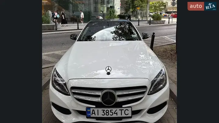 Mercedes-Benz C-Class