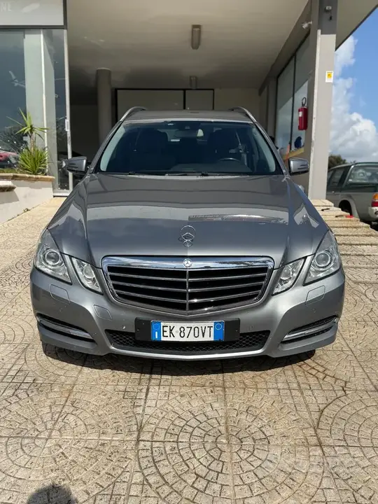 Mercedes-Benz E 220 Cdi 2012 photo 2