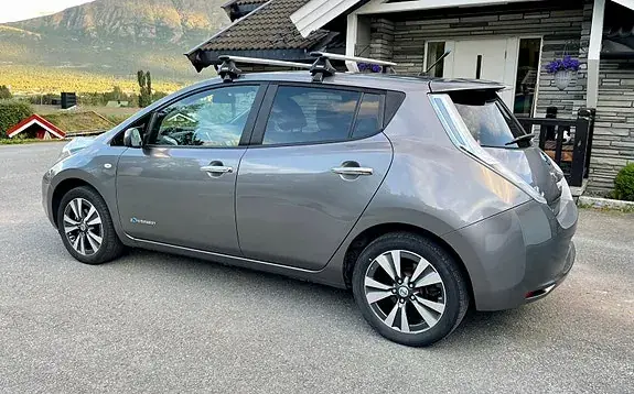Nissan Leaf 2013 photo 4