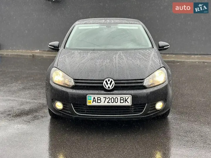 Volkswagen Golf 2011 photo 2