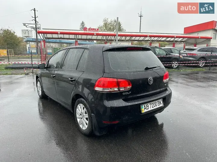 Volkswagen Golf 2011 photo 3