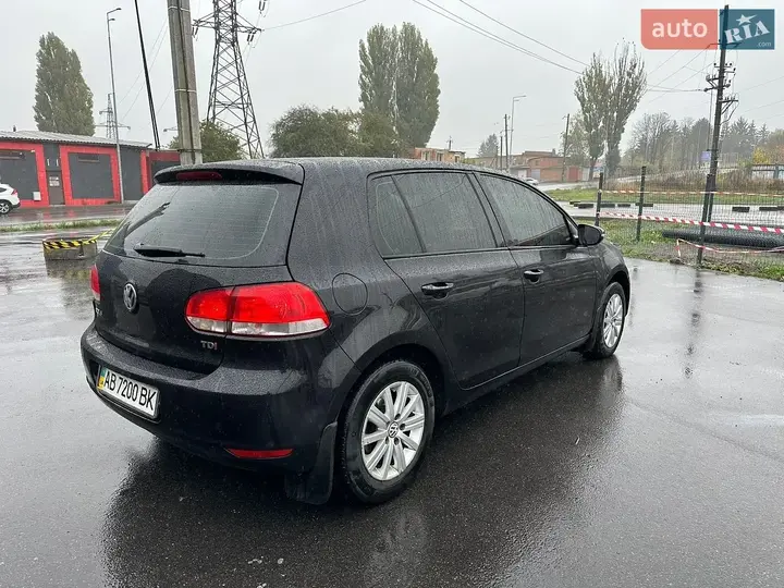 Volkswagen Golf 2011 photo 5