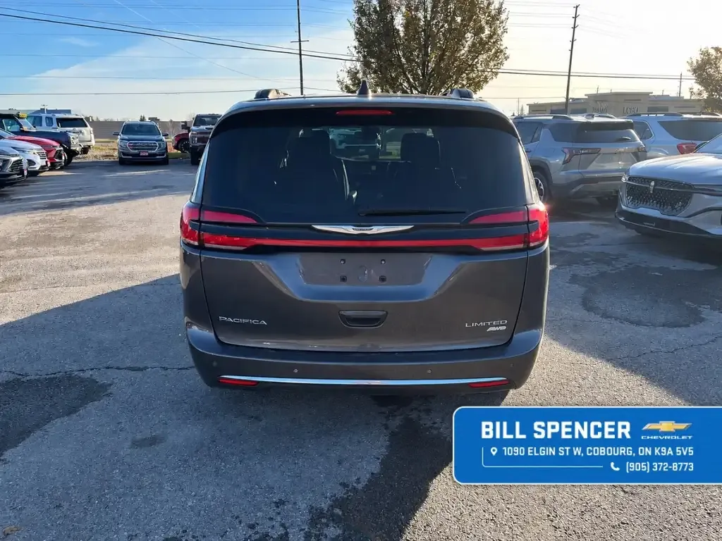 Chrysler Pacifica 2023 photo 5