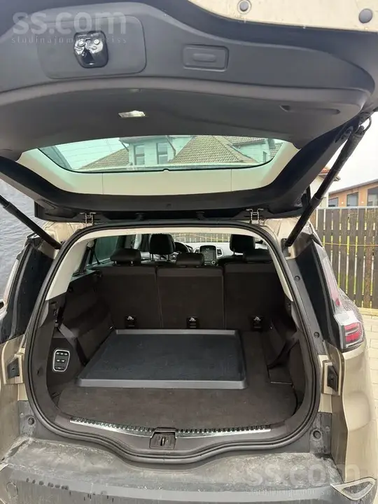 Renault Espace 2016 photo 3