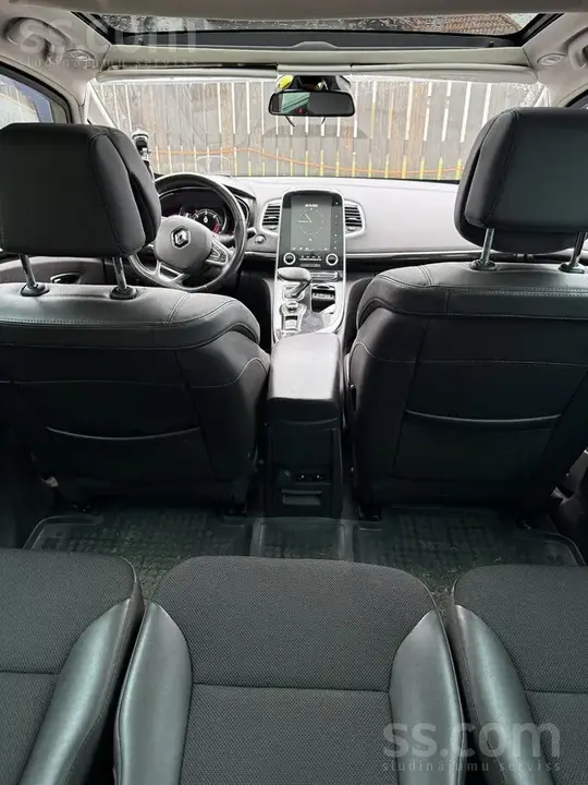 Renault Espace 2016 photo 2