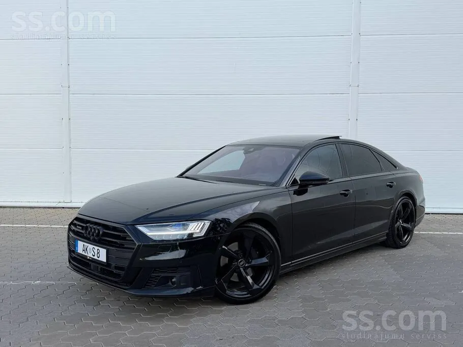 Audi A8 2022 photo 5
