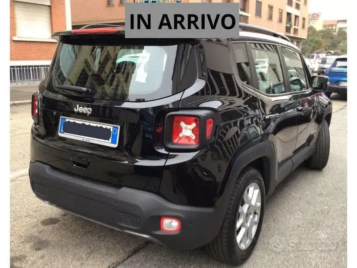 Jeep Renegade 2023 photo 2