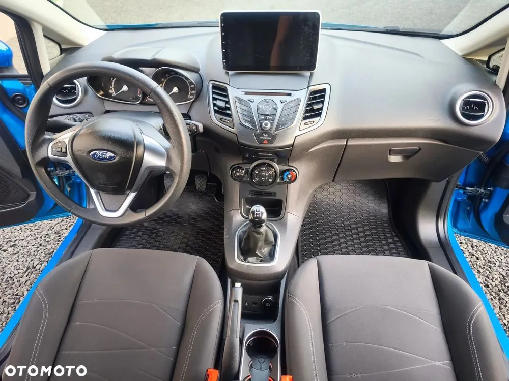Ford Fiesta 2015 photo 5