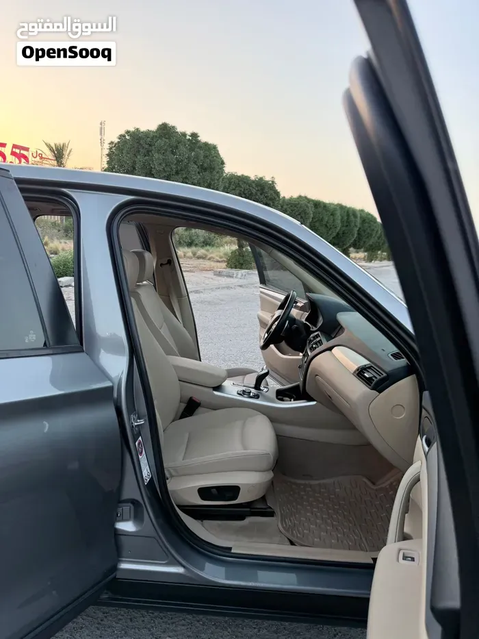 BMW X3 2011 photo 2