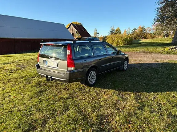 Volvo V70 2007 photo 4