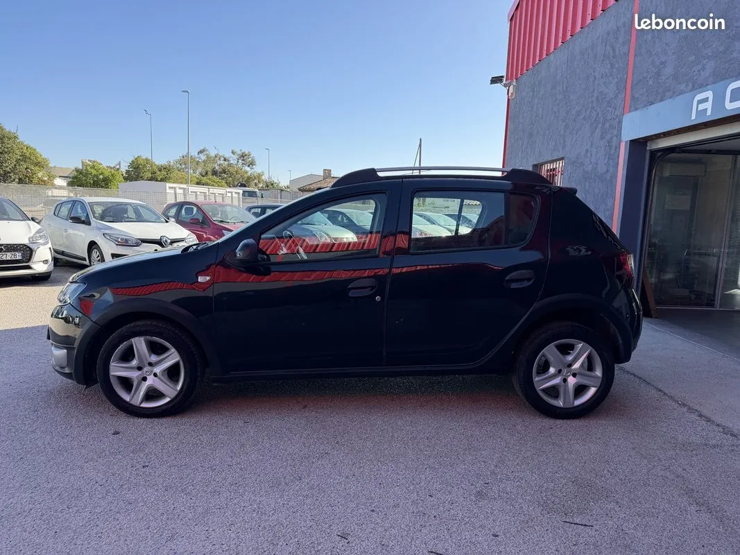 Dacia Sandero 2016 photo 2