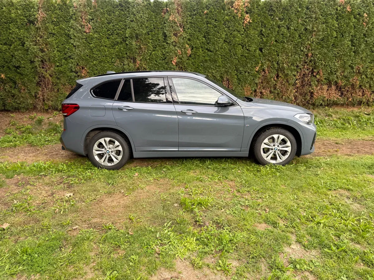 BMW X1 2022 photo 3