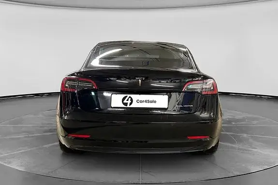 Tesla Model 3 2022 photo 4