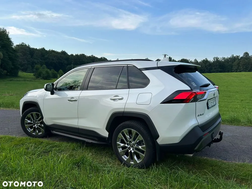 Toyota Rav4 2021 photo 2