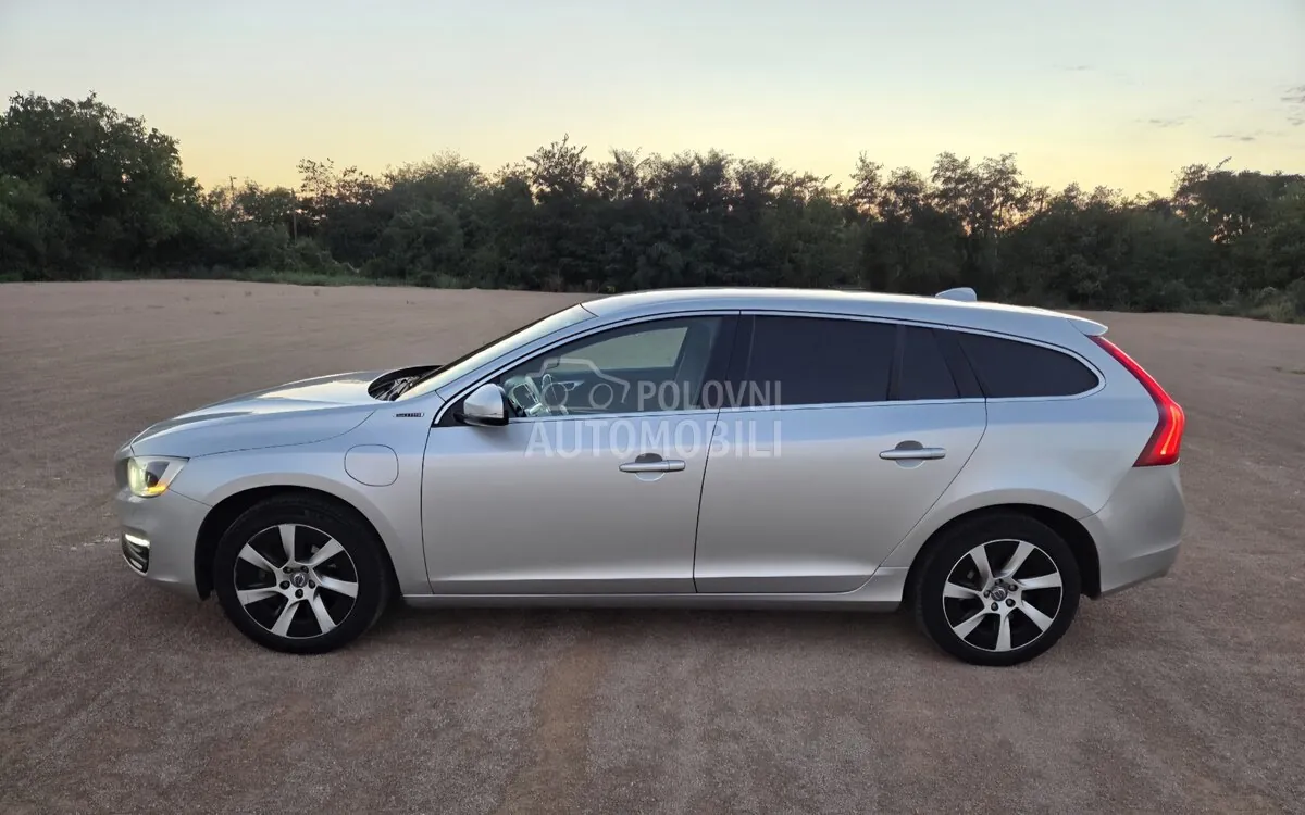 Volvo V60 2013 photo 3