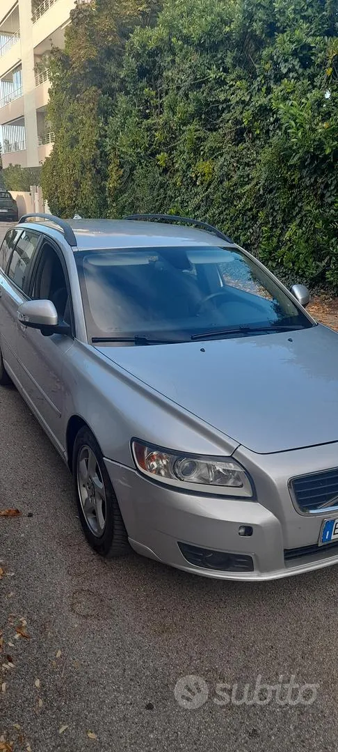 Volvo V50