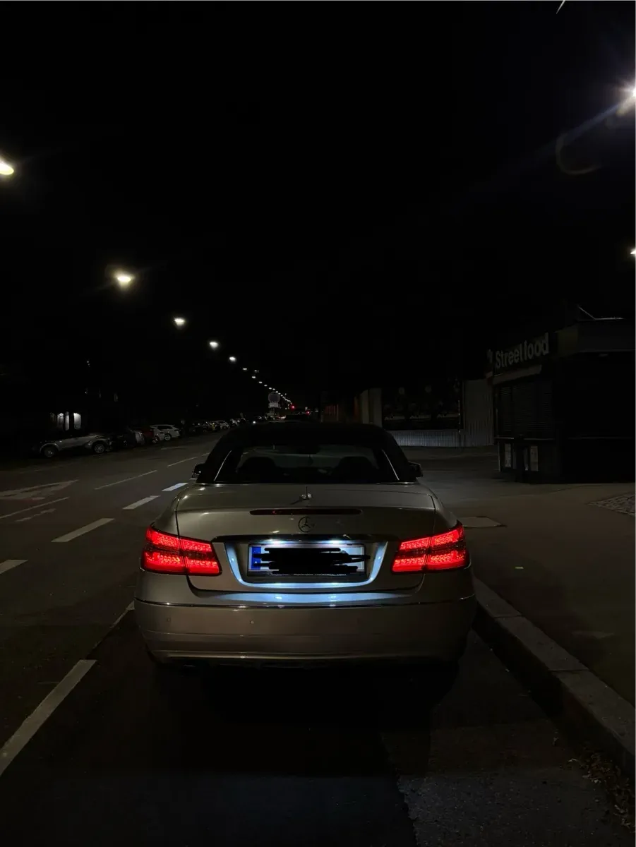 Mercedes-Benz Eklasse 2011 photo 2