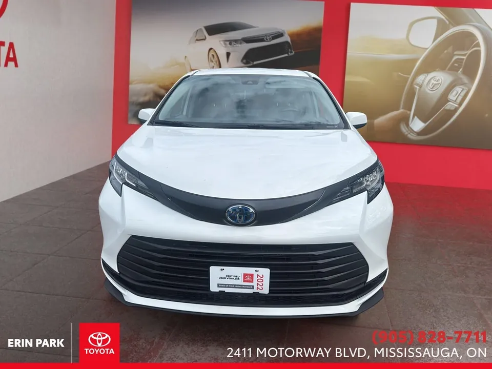 Toyota Sienna 2022 photo 2